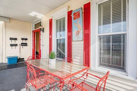 Beautiful Downstairs 1bed 1bth Charmer- Pet Friendly