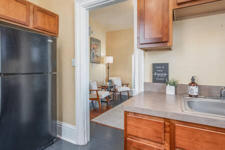 Beautiful Downstairs 1bed 1bth Charmer- Pet Friendly * Michigan City